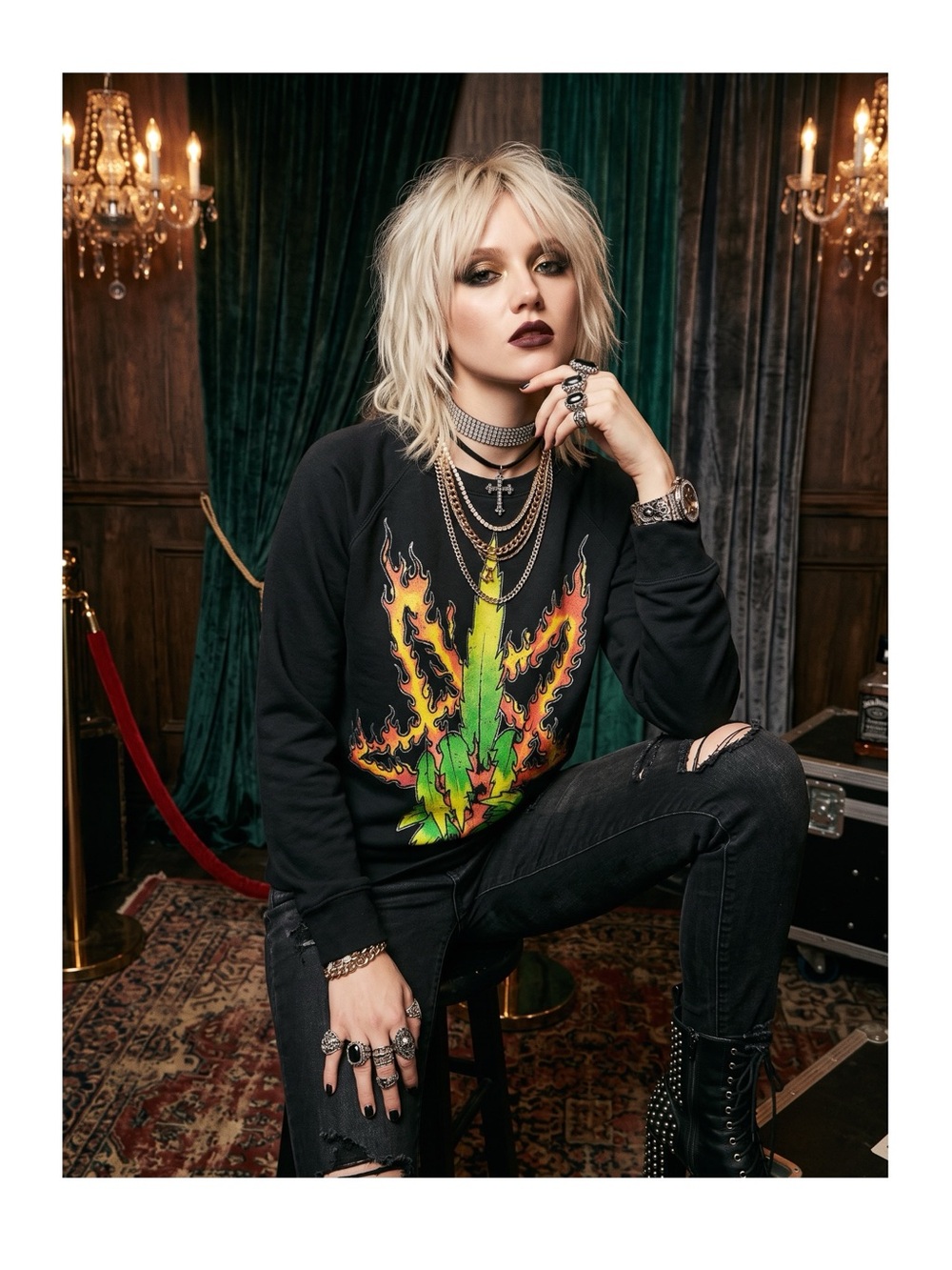 HTF: new UNIF ☻ Burn Me Weed Distressed Sweatshirt ☻ Flames ☻︎ Dirty Black ☻︎ M